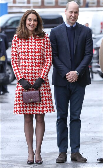 Kate Middleton con abrigo pied