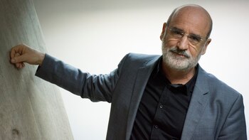 Fernando Aramburu en la Biblioteca