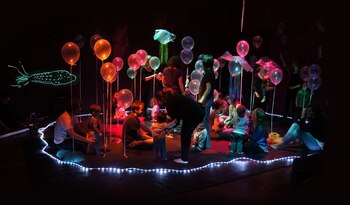 Flotante, una instalación sensorial con