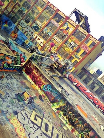 Un grupo de graffiteros fue