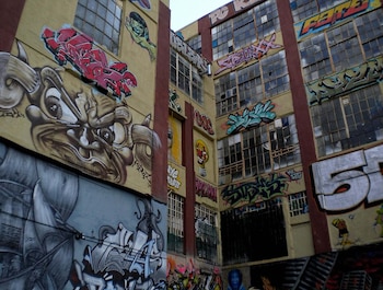 Un grupo de graffiteros fue