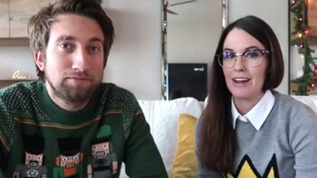 Gavin Free y su novia