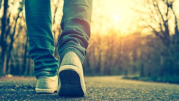 La caminata se puede complementar