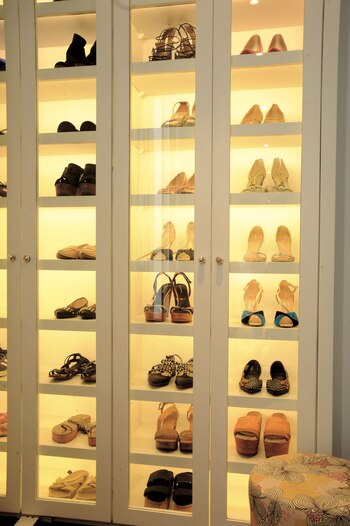 Vestidor con zapatero. (Foto Ariel