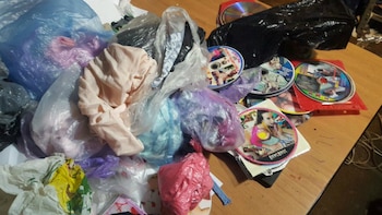 Parte del material incautado al