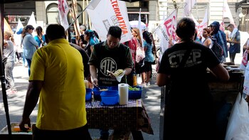 Diversas agrupaciones sociales, estudiantiles y