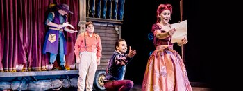 Lectura dramatúrgica y escénica de