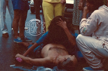 Nancy Herrera abrazada al cuerpo