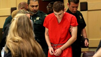 El asesino Nikolas Cruz enfrentaría