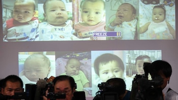 Fotos de los bebés hallados en