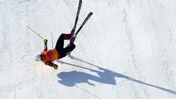 Christopher Delbosco impactó de costado