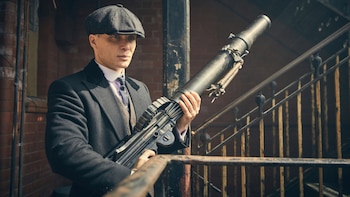 Cillian Murphy es “Tommy Shelby”