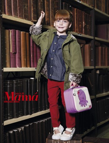 Victoria: campera verde y pantalón