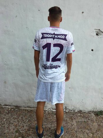 La camiseta que utilizarán los