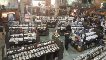 Disquería especializada en punk y