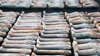 Una tumba contiene más de