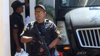 Un policía mexicano durante la