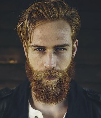 El nuevo look del modelo británico con alta proyección en el mundo de la moda hoy con más de 299 mil seguidores en redes