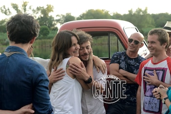 Afectuoso saludo entre Nancy y