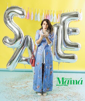 Camisa larga estampada ($1.379), Ossira; short