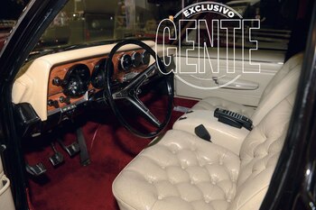 El tapizado color crema fue