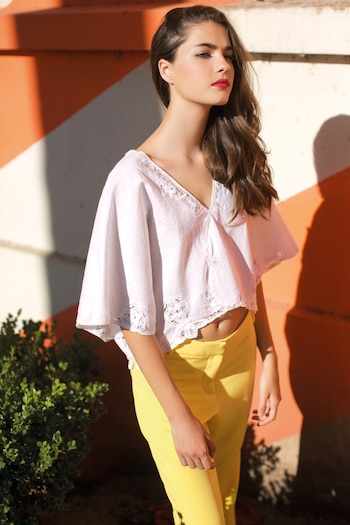 Blusa tipo poncho de lino