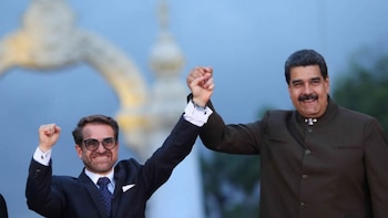 Rafael Lacava junto a Nicolás