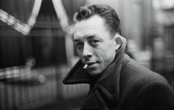 Albert Camus, a lo Bogart