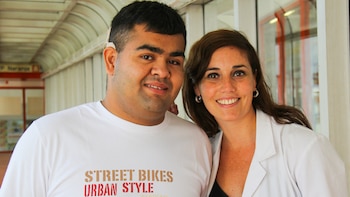 Luciano posa con la doc