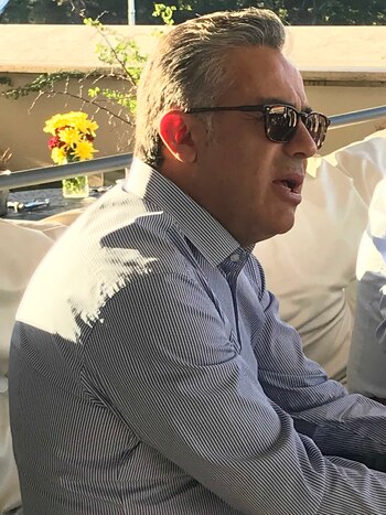 Alfredo Cornejo en la terraza