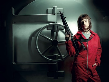 Úrsula Corberó como Tokio en