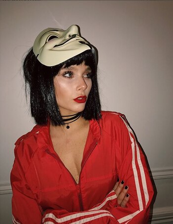 Valen Zenere, cambio de rubia