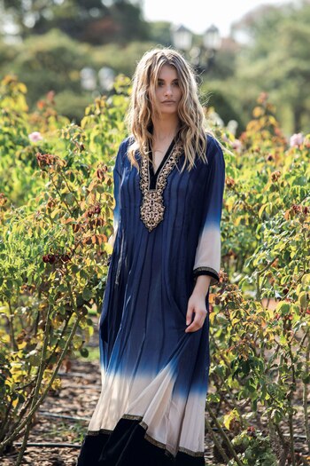 Vestido de gasa y terciopelo