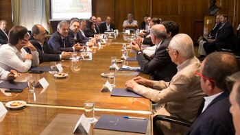 Francisco Cabrera se reunió con