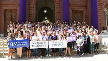 Cientos de mujeres se juntaron en el centro de Rosario
