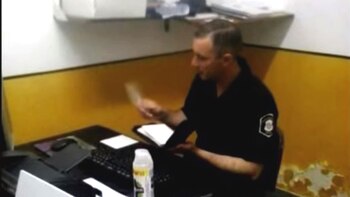 El agente forma parte del