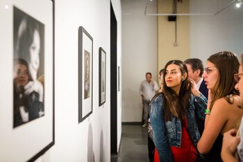 La muestra cuenta con retratos