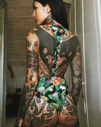 Con sus diseños marca tendencia.