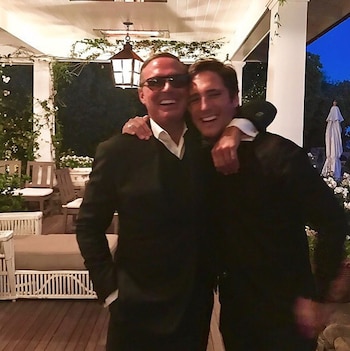 Luis Muguel junto a Diego