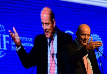 Federico Sturzenegger se prepara para