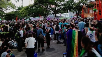 Las mujeres reclamaron el avance