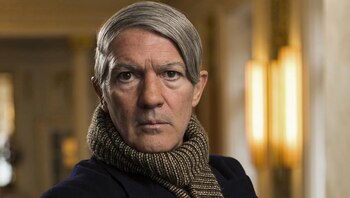 Tras cinco horas de maquillaje,