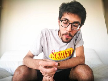 Facundo Calabrío realizando la cata