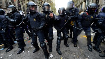 Los Mossos evitaron el avance de