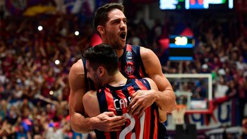 San Lorenzo celebra por su