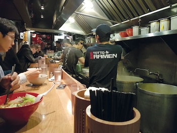 Totto Ramen en 366 W