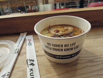 Un alto en City Kitchen. A pocos