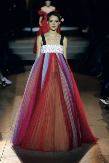 Faldas con camisas y diseños