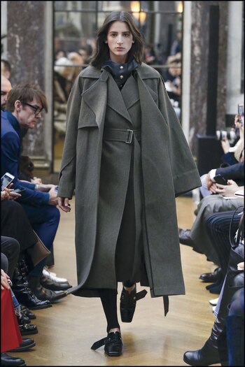 ¿Los colores? Oliva, gris, arena,