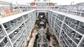 Los pasajeros se alojan en